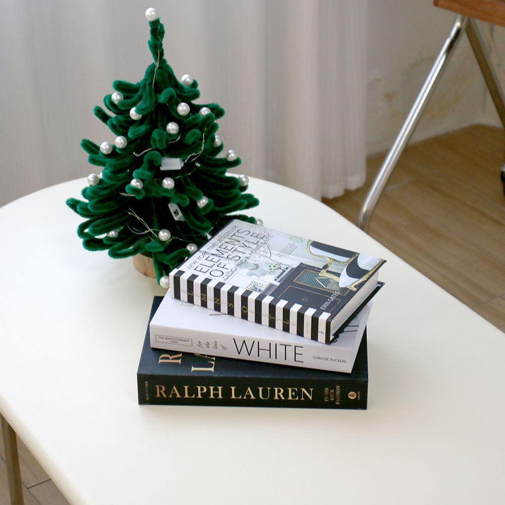 مجموعة من 3 قطع كتب زخرفية فاخ - مراجعة Home Decor Magazine وسعره